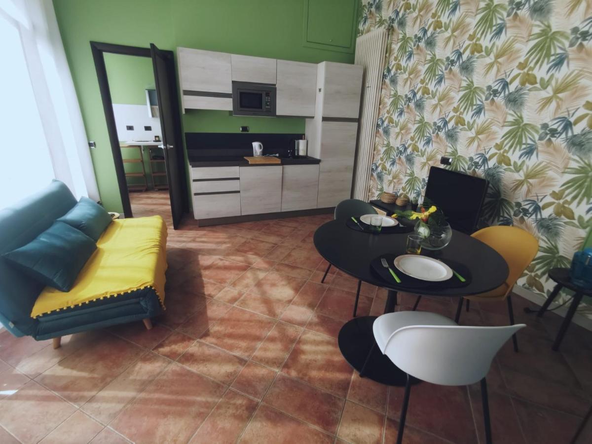 Aura Symphony Home Комо Екстериор снимка