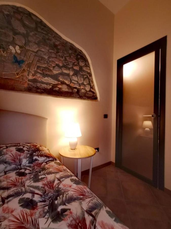 Aura Symphony Home Комо Екстериор снимка