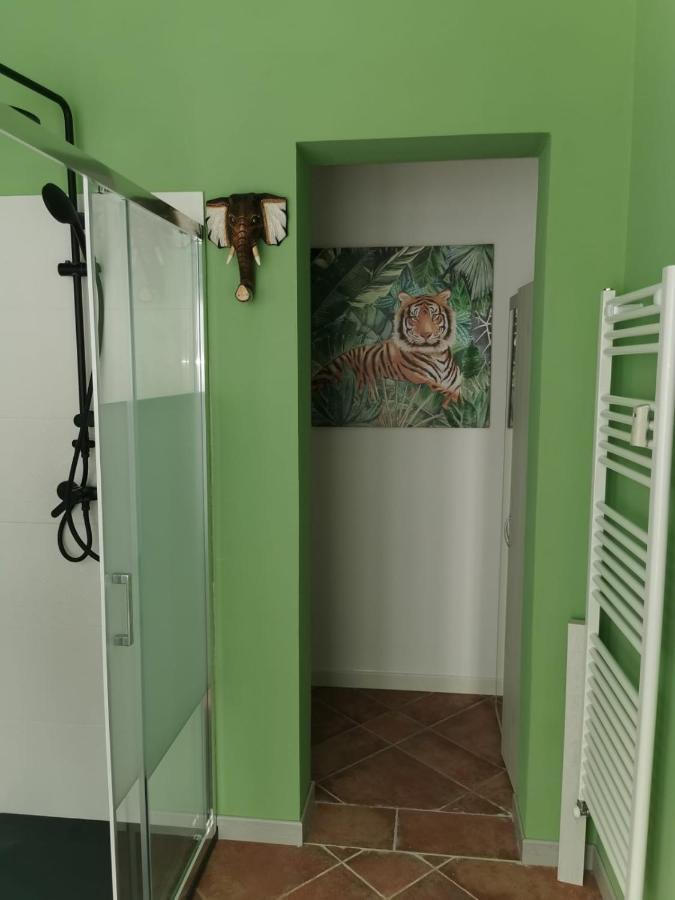 Aura Symphony Home Комо Екстериор снимка