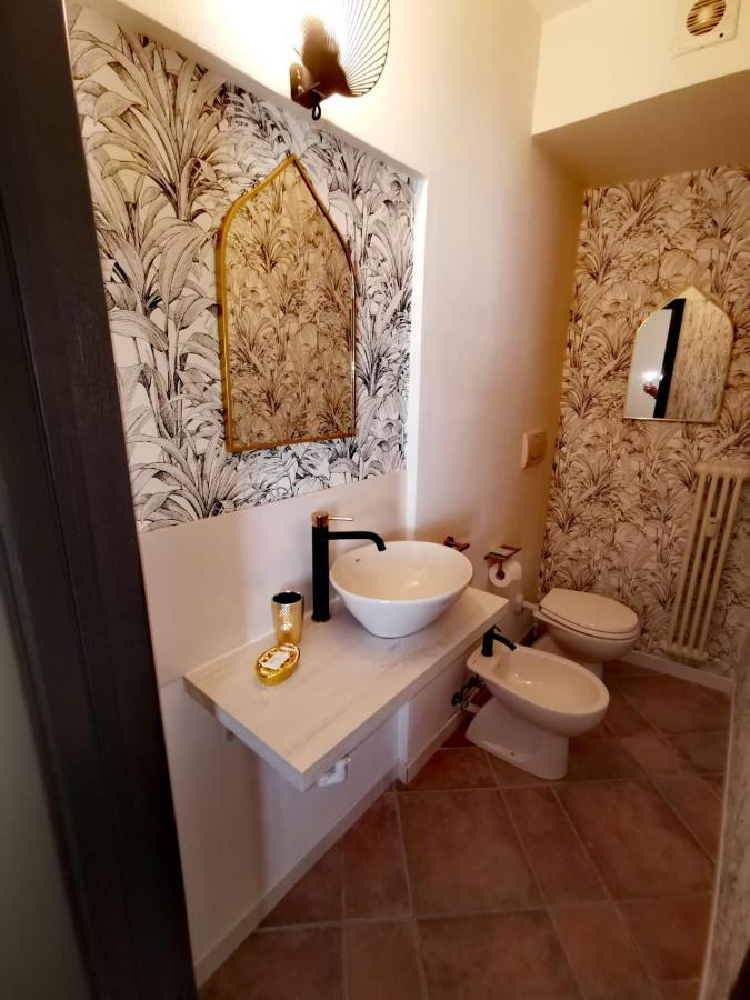 Aura Symphony Home Комо Екстериор снимка